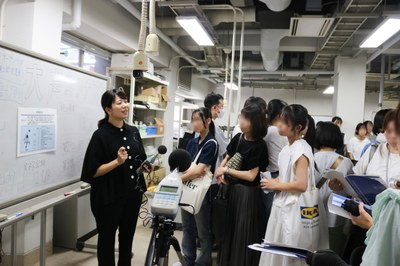 15_騒音計のように日々の研究で使用されている道具を体験9360.JPG