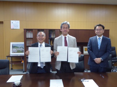 国立台湾大学との協定調印式が行われました（2019.9.24） 