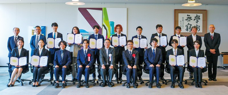 13-馬詰研究奨励賞集合写真.jpg